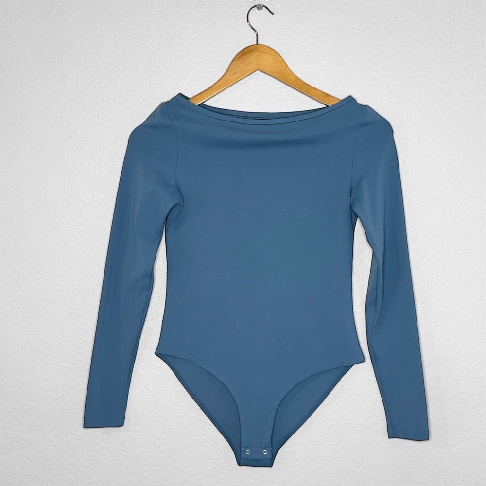 Inlyric Blue Long Sleeve Bodysuit Small